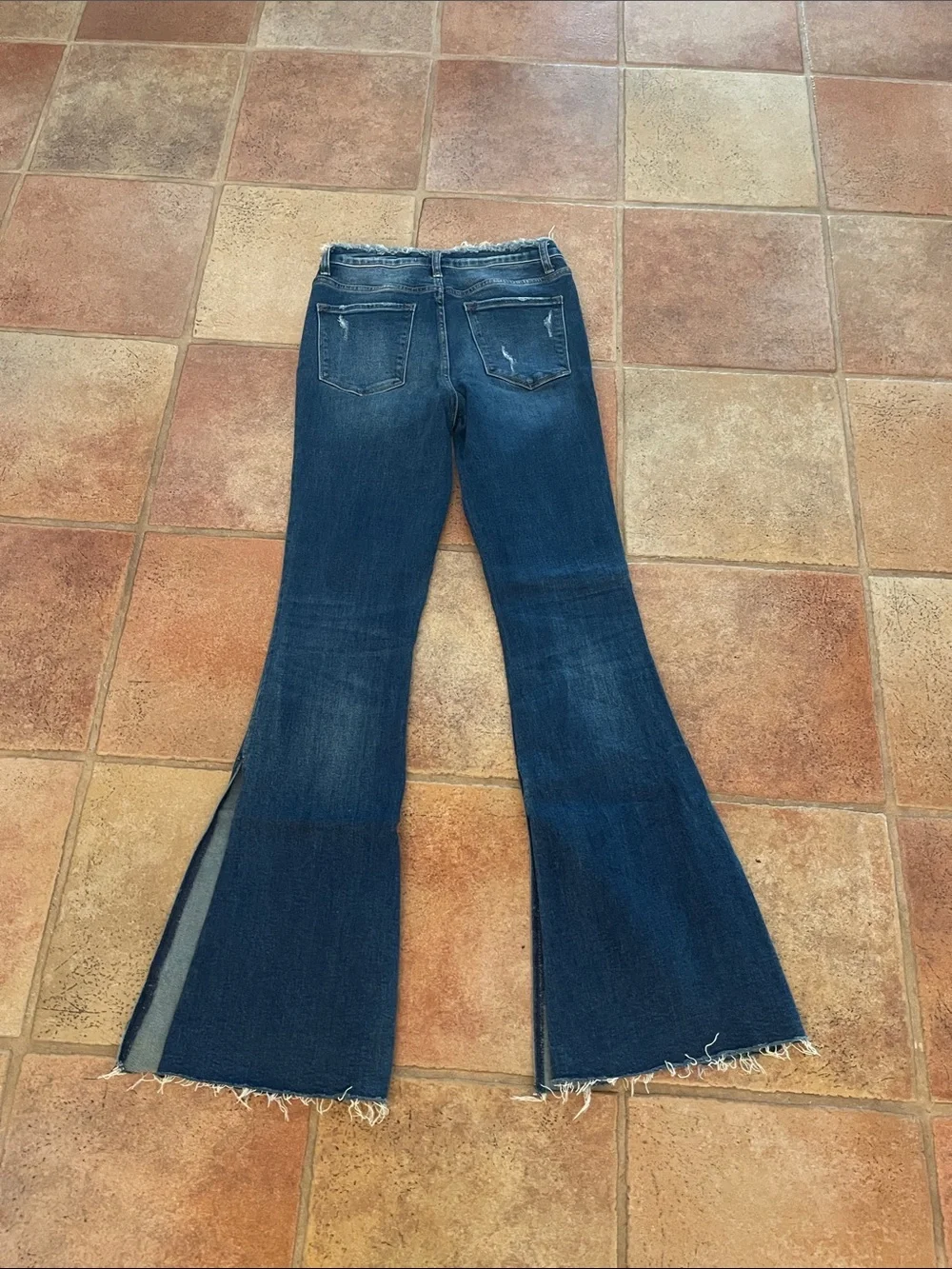 Vervet Frayed Hem Dark Blue Women's slit leg Flare Jeans size 28